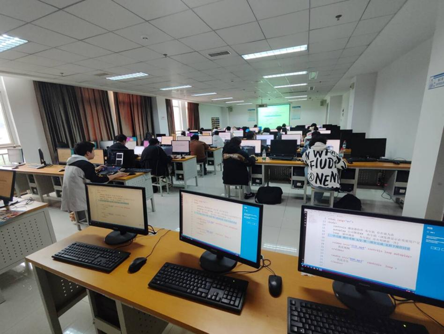 信息机电学院移动应用开发专业期中技能测试 以赛促学，检验信息科学技术开发能力